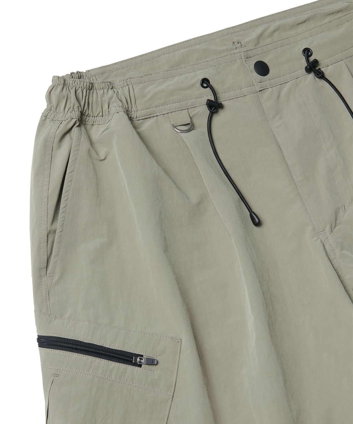 라모랭(RAMOLIN) Pleated Runner Shorts Misty Gray