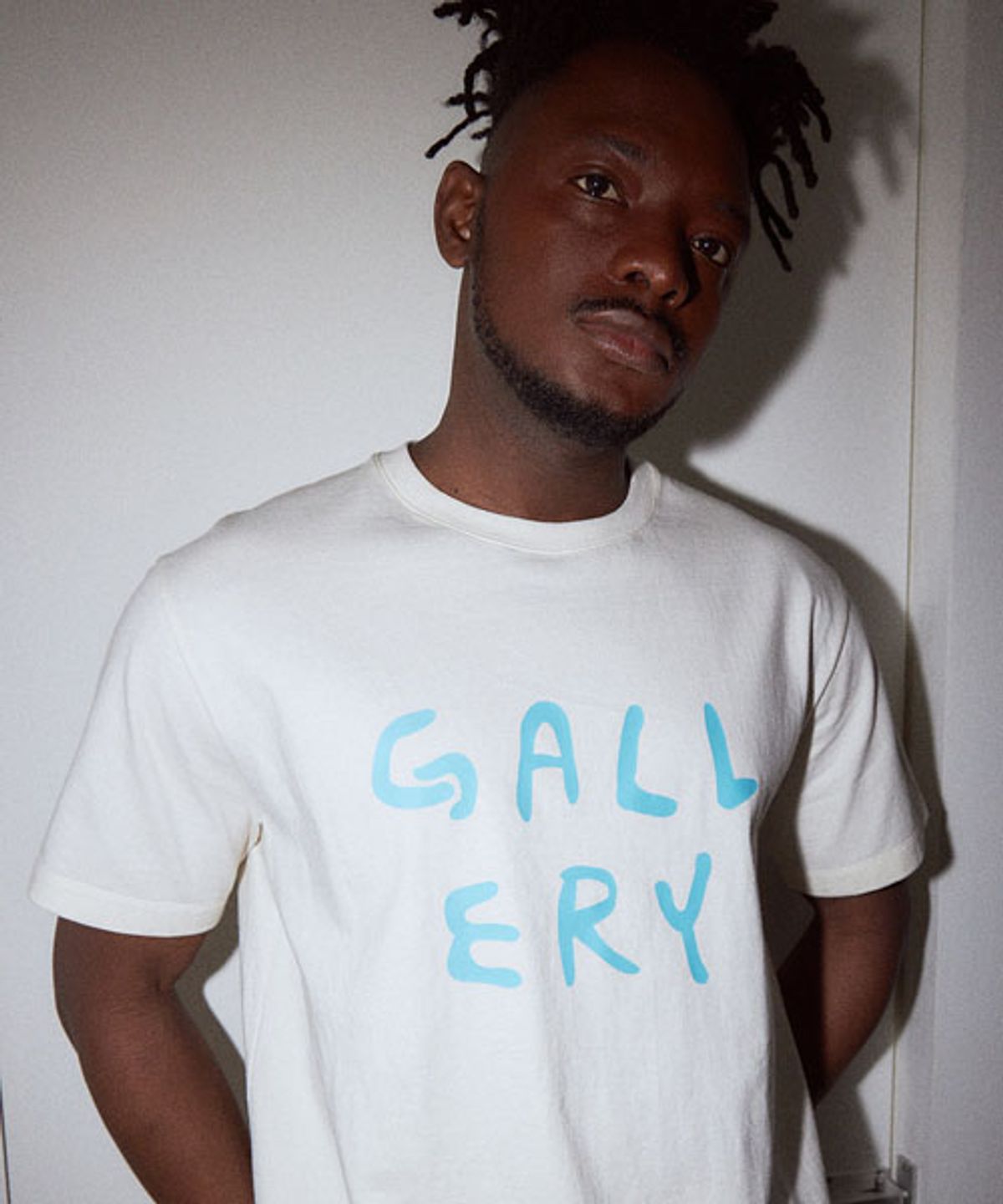 1011갤러리(1011 GALLERY) Gallery Logo T-shirt_Ivory