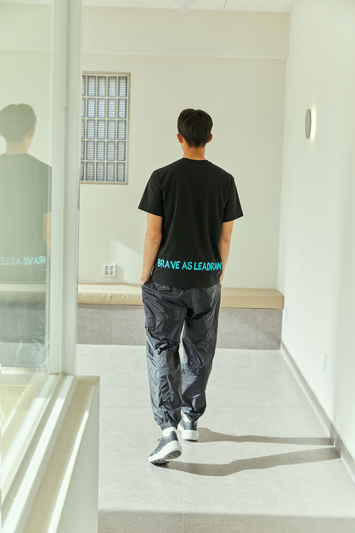 리드로(LEADRAW) 리드로 로고 반팔티셔츠 _ 블랙