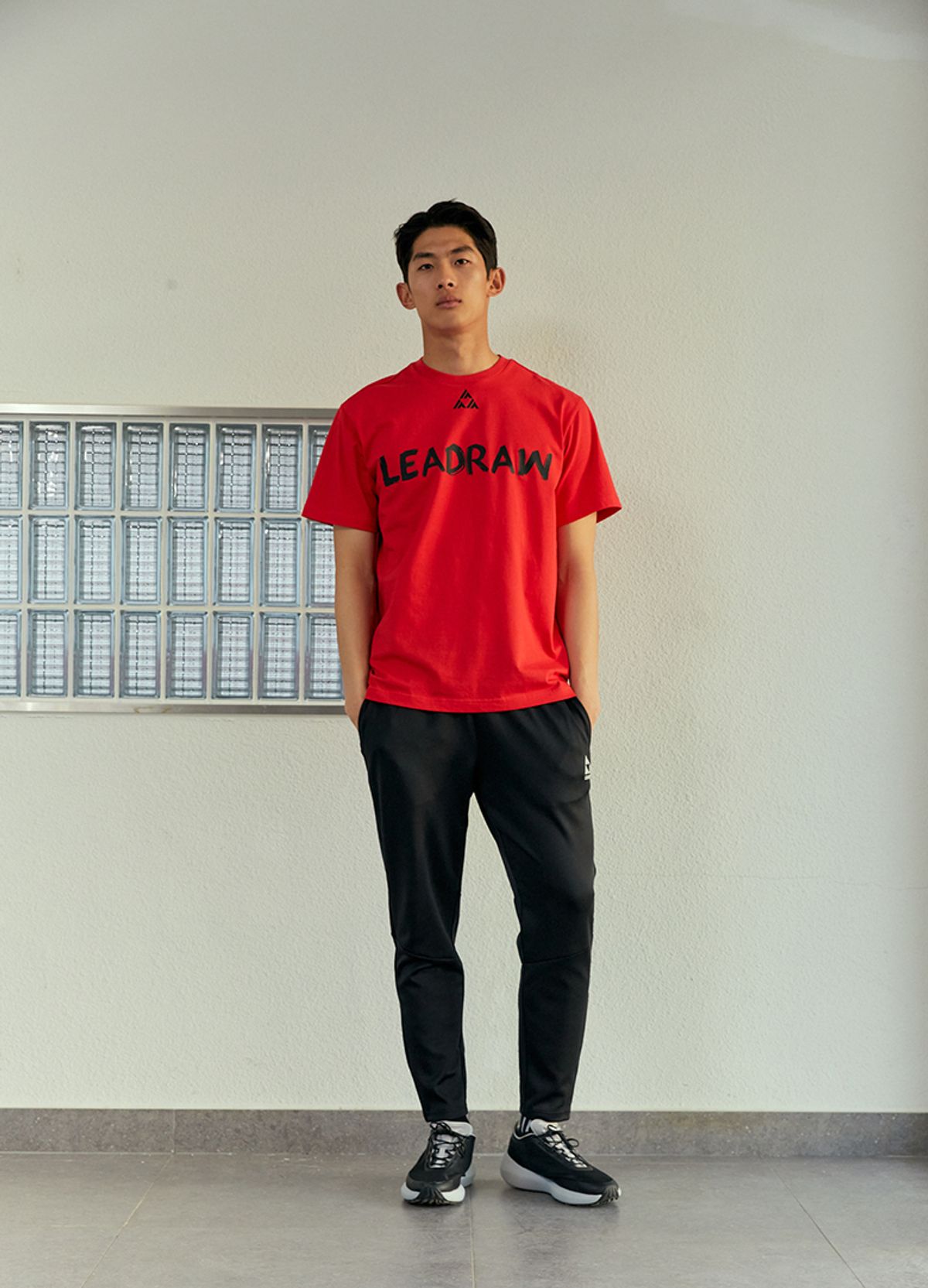 리드로(LEADRAW) 리드로 로고 반팔티셔츠 _ 레드