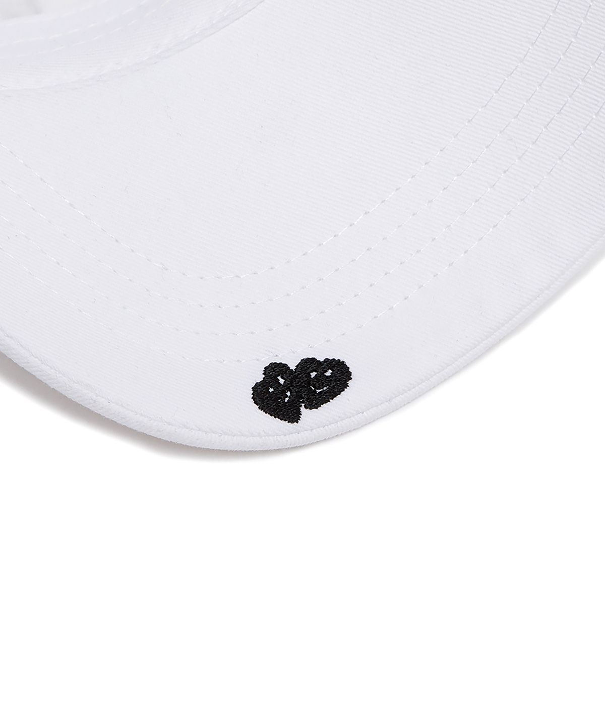 유희(YOUHEE) ALLERGIC LETTERING BALL CAP WHITE
