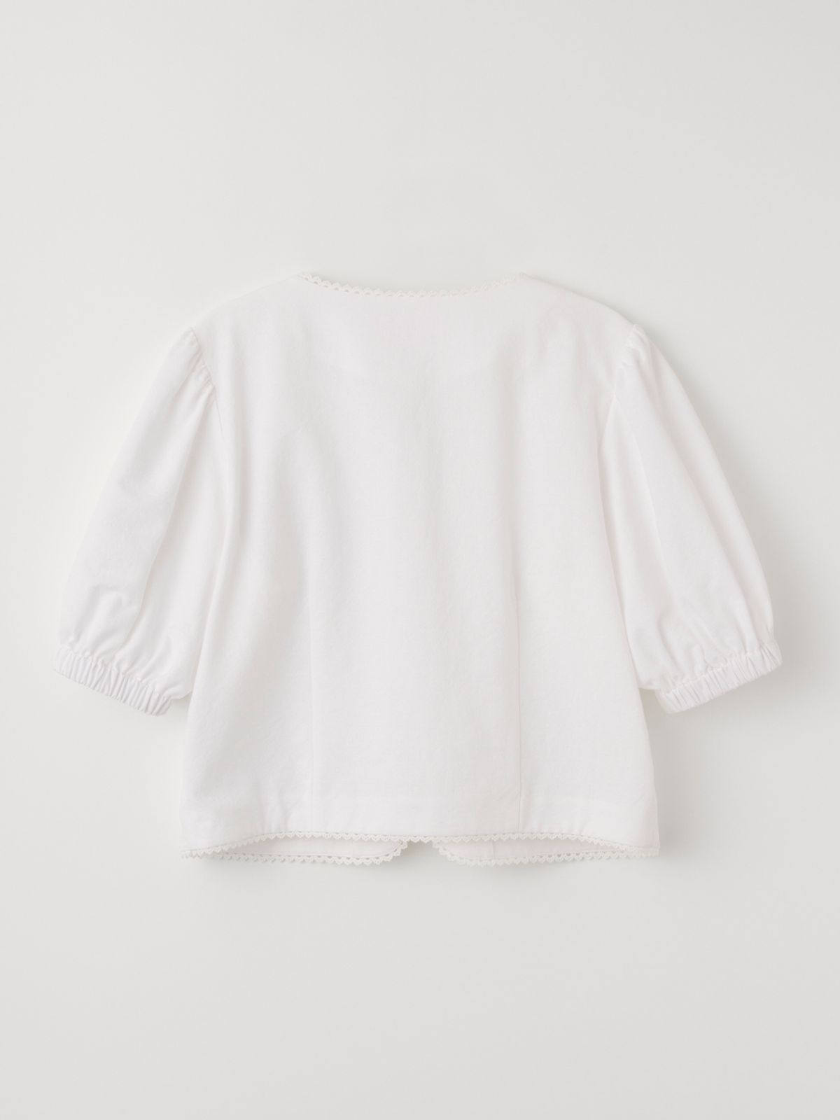 셀리테일즈(CELITAILS) LACE TRIM PUFF BLOUSE_WHITE