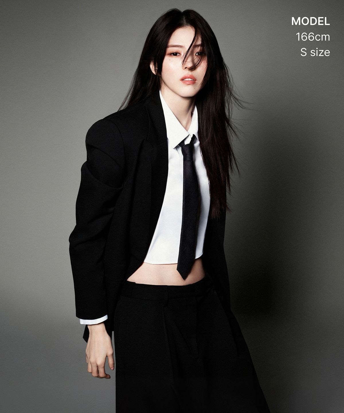 무신사 스탠다드 우먼(MUSINSA STANDARD WOMAN) 우먼즈 슬림 핏 크롭 셔츠 [화이트]