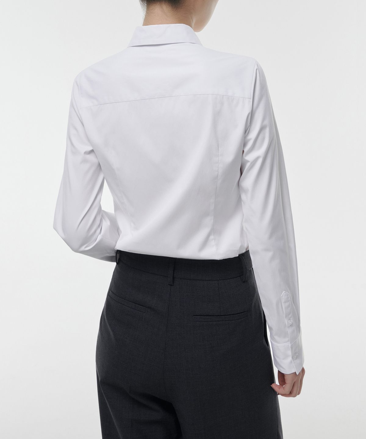 무신사 스탠다드 우먼(MUSINSA STANDARD WOMAN) 우먼즈 슬림 핏 셔츠 [화이트]