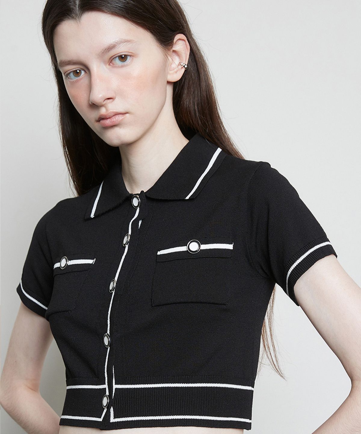 라티젠(LARTIGENT) L3 BUTTON CARDIGAN(BLACK)