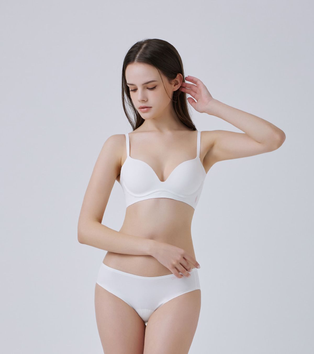 바르도(BARDOT) 세티스파이 웰핏 볼륨 와이어리스 골프 브라 SET A