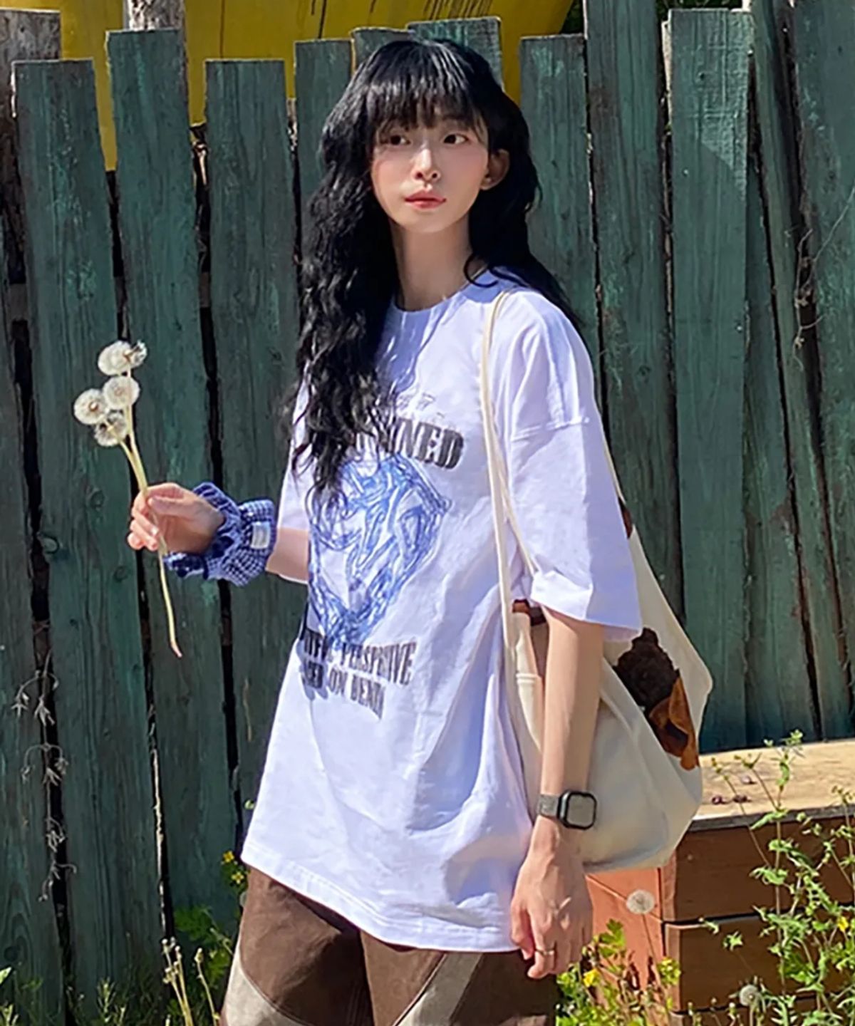 메종미네드(MAISON MINED) DOODLE HEART HALF T WHITE GREYISH BLUE