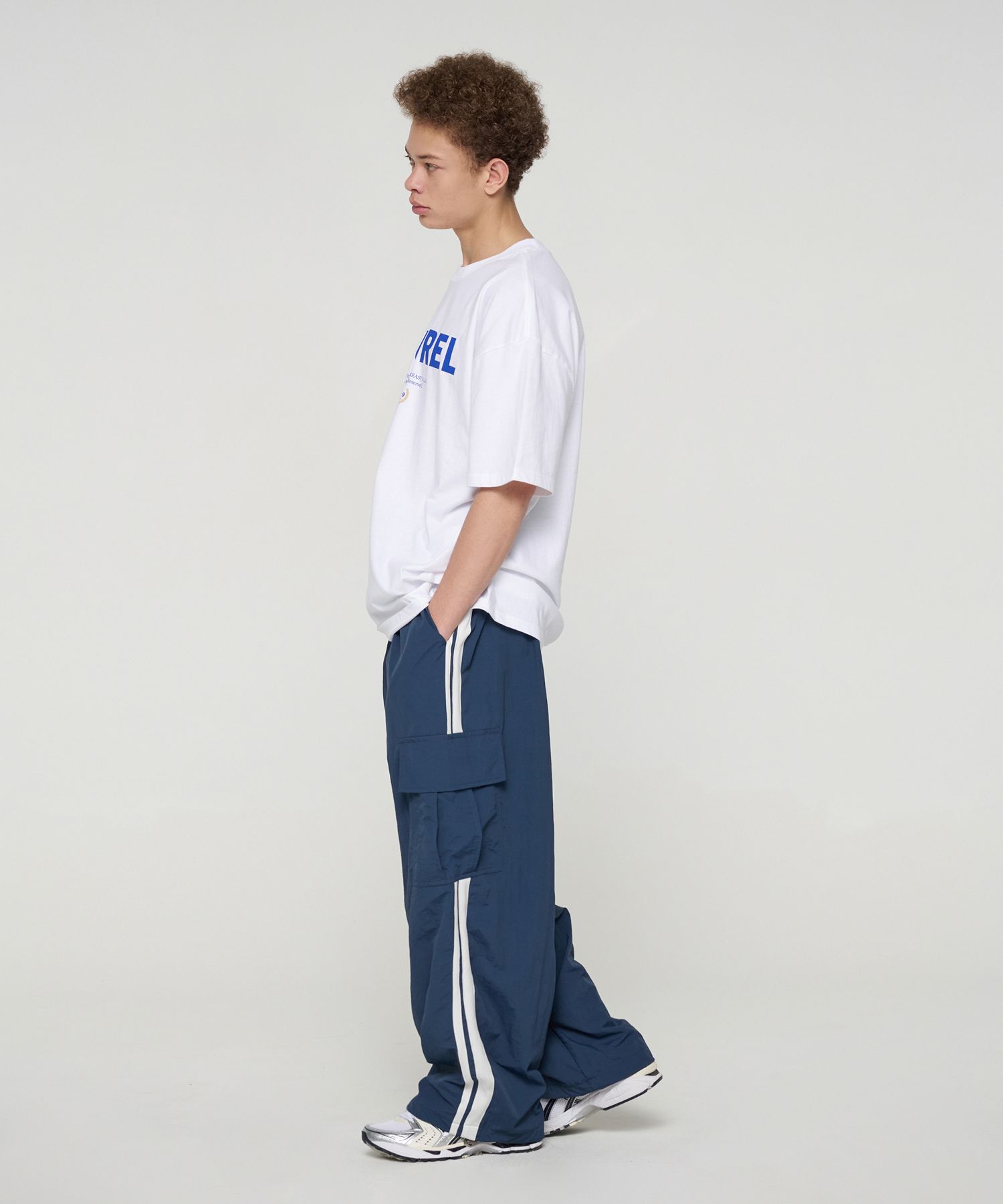 ★ZEROBASEONE★【TAKEASY】★CARGO PARACHUTE LINE PANT.S★ MUSINSA | TAKEASY Cargo Parachute Line Pants (Navy)