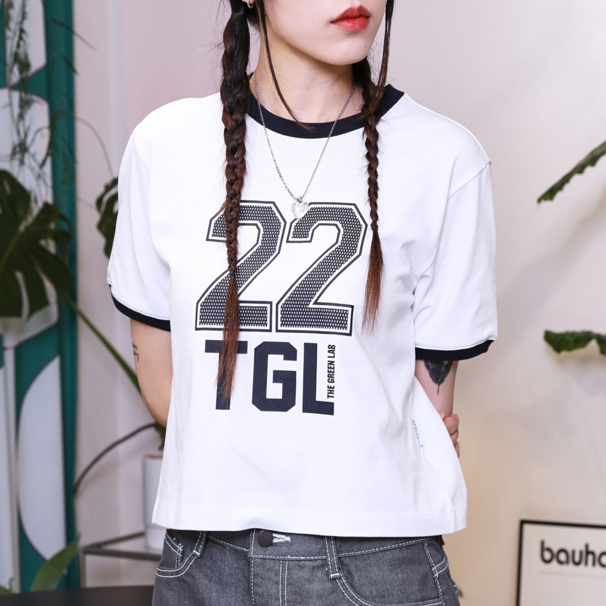 더그린랩(THE GREEN LAB) 여성 스포티 22 크롭 반팔 티셔츠 [화이트]