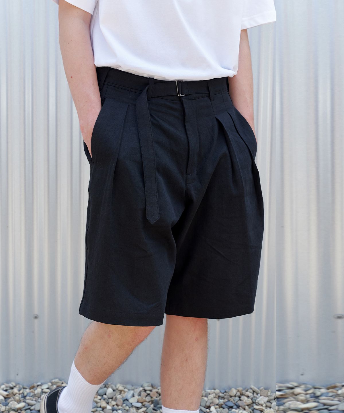 엔도어(ENDOOR) Belted wide linen shorts (navy)