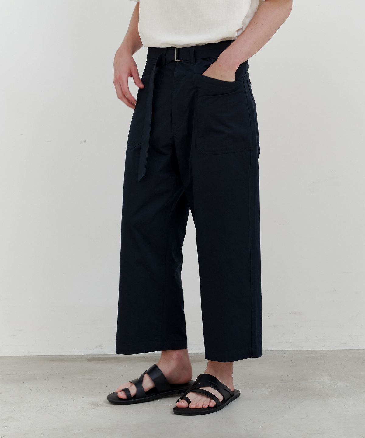 엔도어(ENDOOR) Belted wide nine pants (navy)