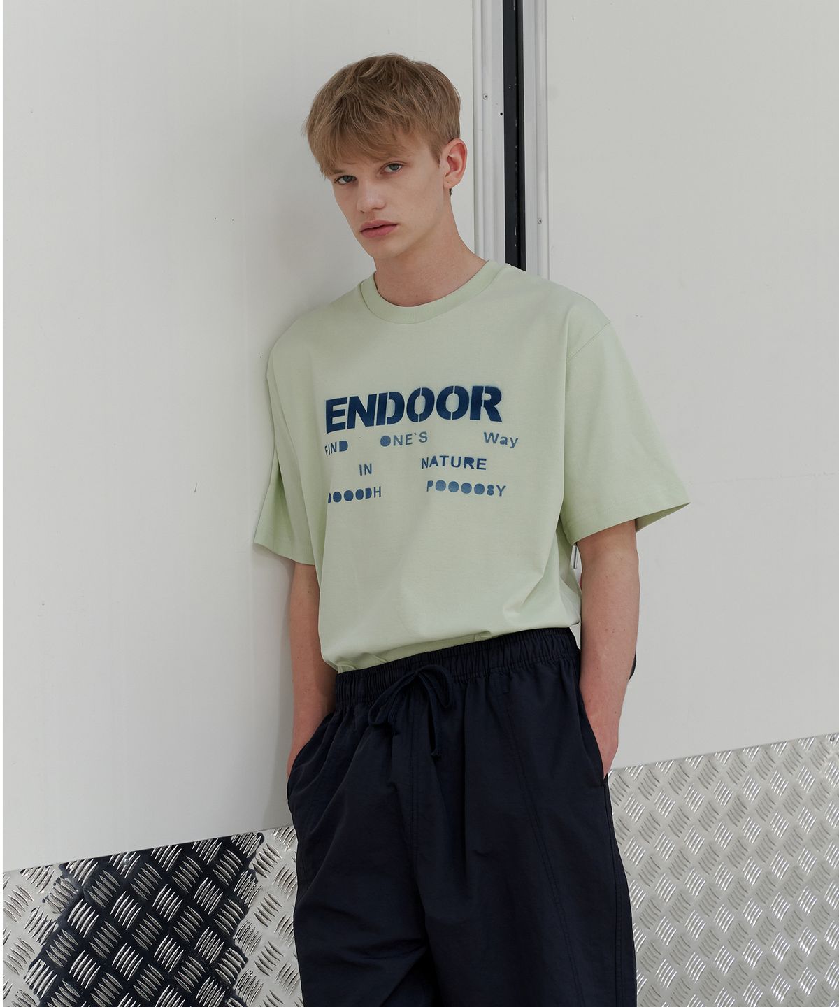엔도어(ENDOOR) hand painting endoor 1/2 tee (lime)