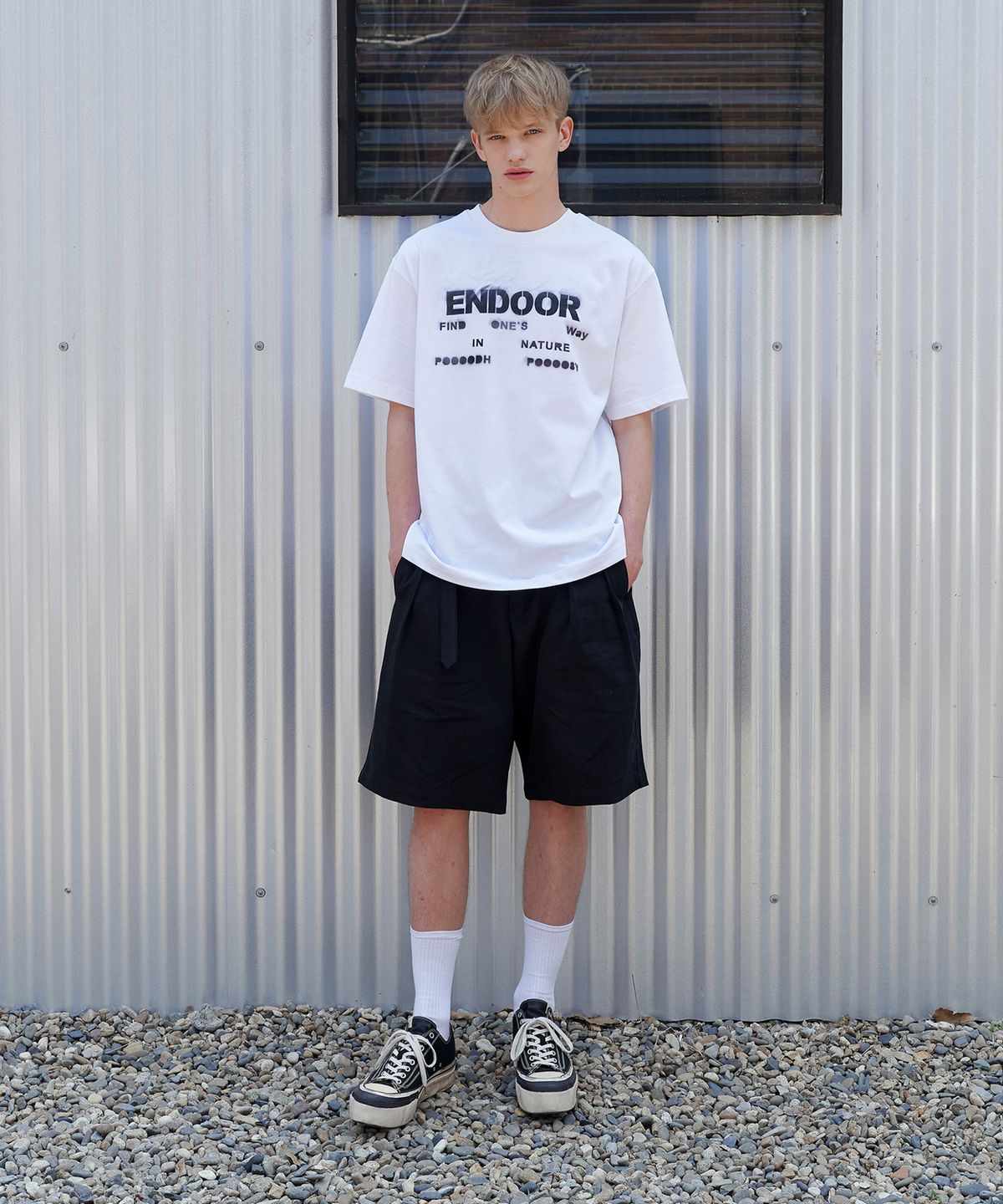 엔도어(ENDOOR) hand painting endoor 1/2 tee (white)