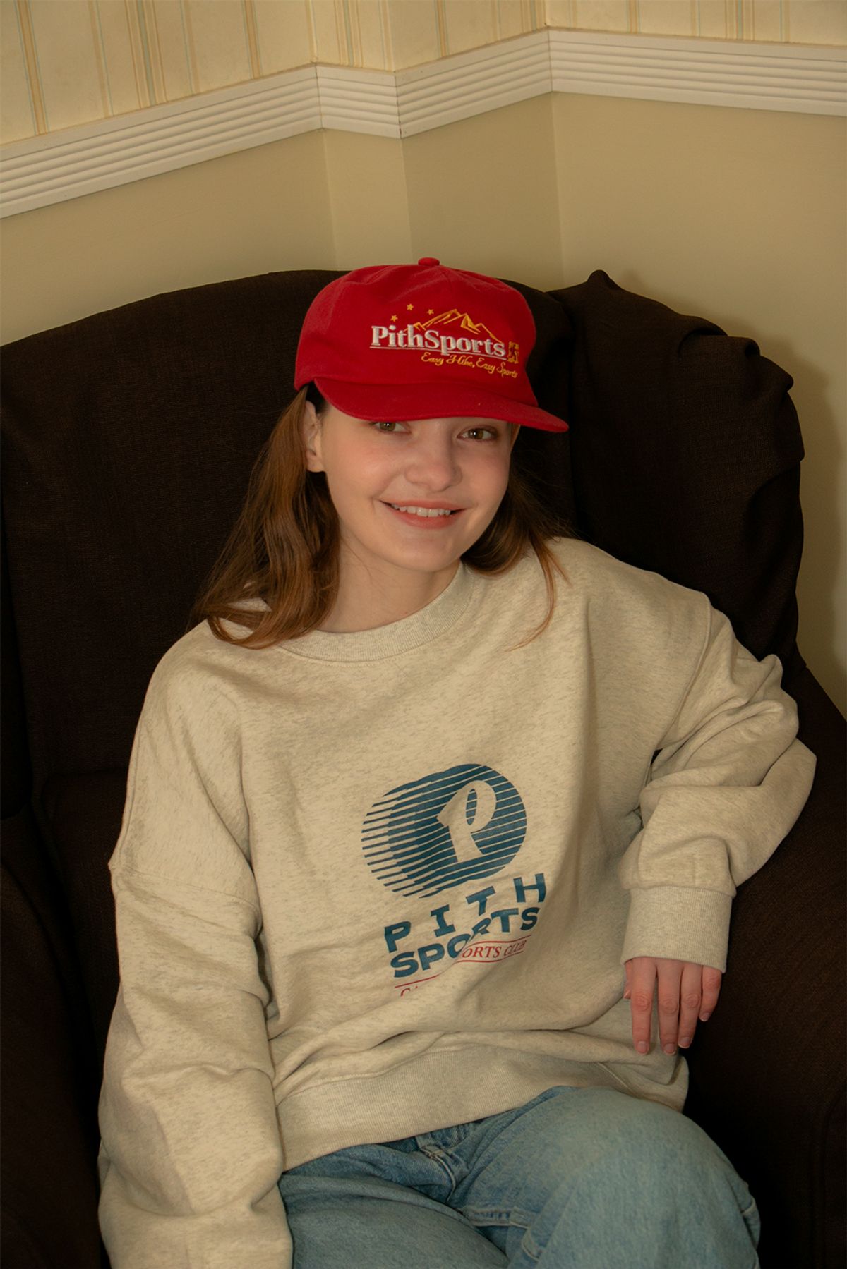 피스스포츠(PITHSPORTS) Sports Club Sweatshirt (Oatmeal)