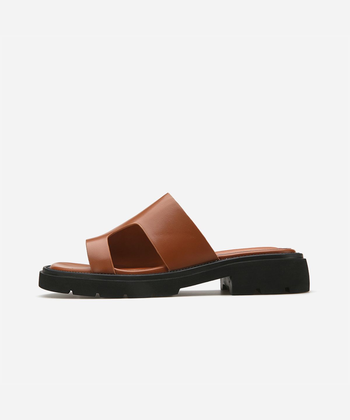 솔트앤초콜릿(SALT AND CHOCOLATE) 라운드 토 청키힐 슬리퍼 412323001 (3cm/3color)