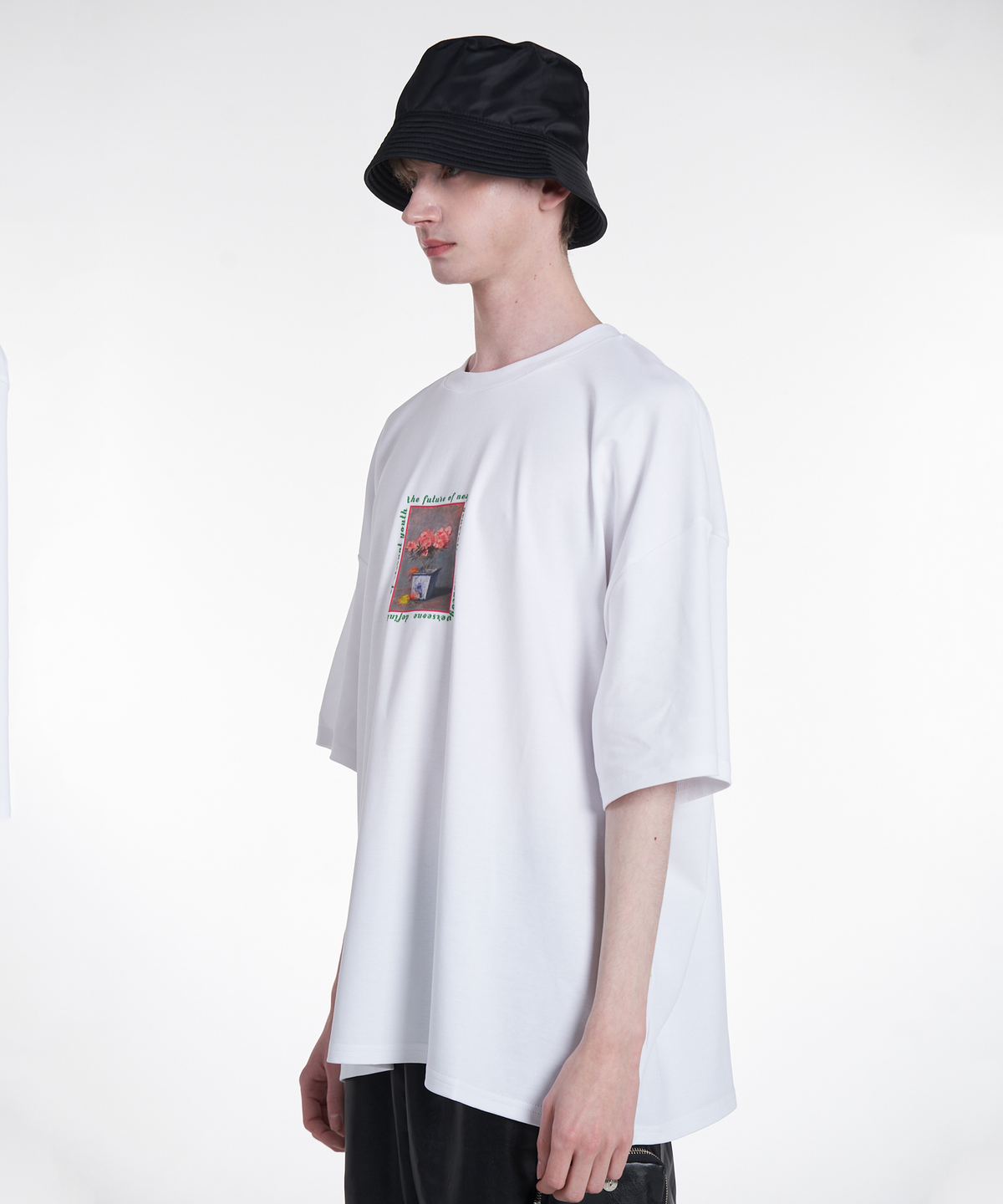 벌스원(VERSE ONE) PHOTO T-SHIRTS #1 WHITE