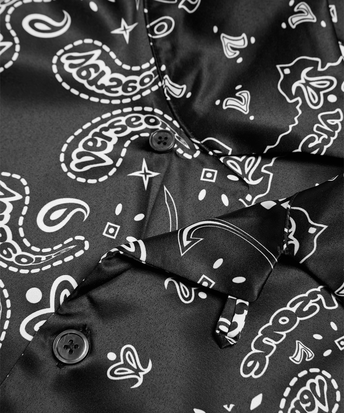 벌스원(VERSE ONE) OVER FIT PAISLEY S/S SPANDEX SHIRTS BLACK