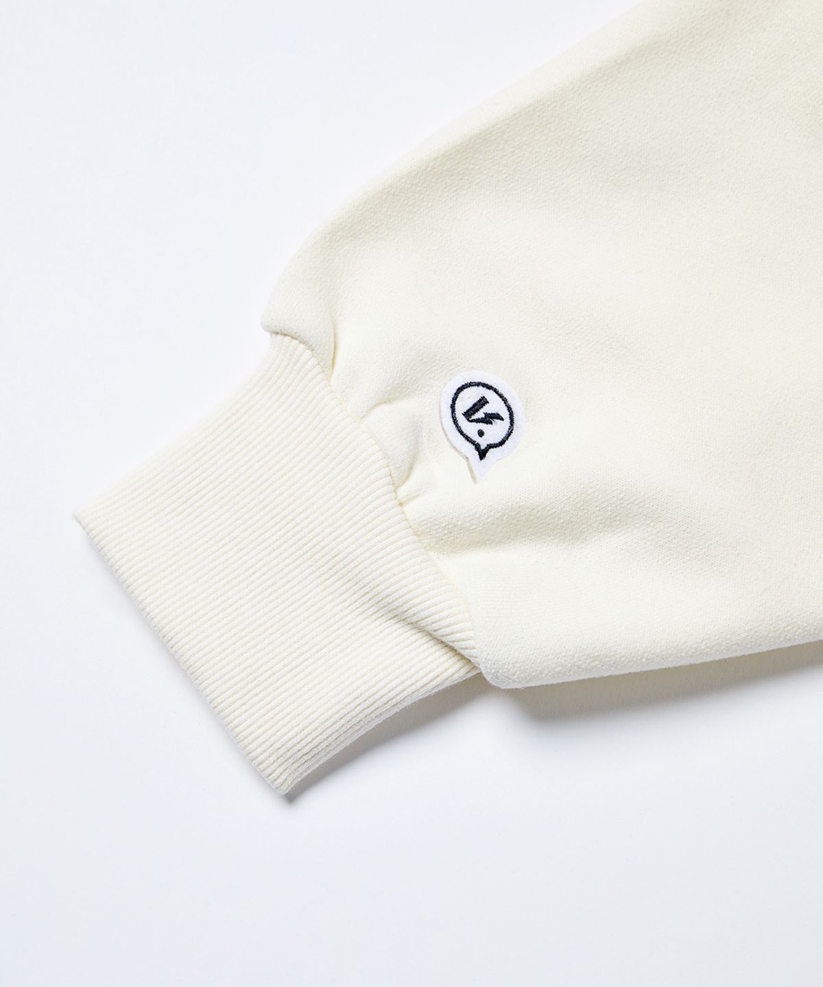 벌스원(VERSE ONE) VERSEONE X JAEJAE KITCHEN ARCH LOGO HOODIE OATMEAL