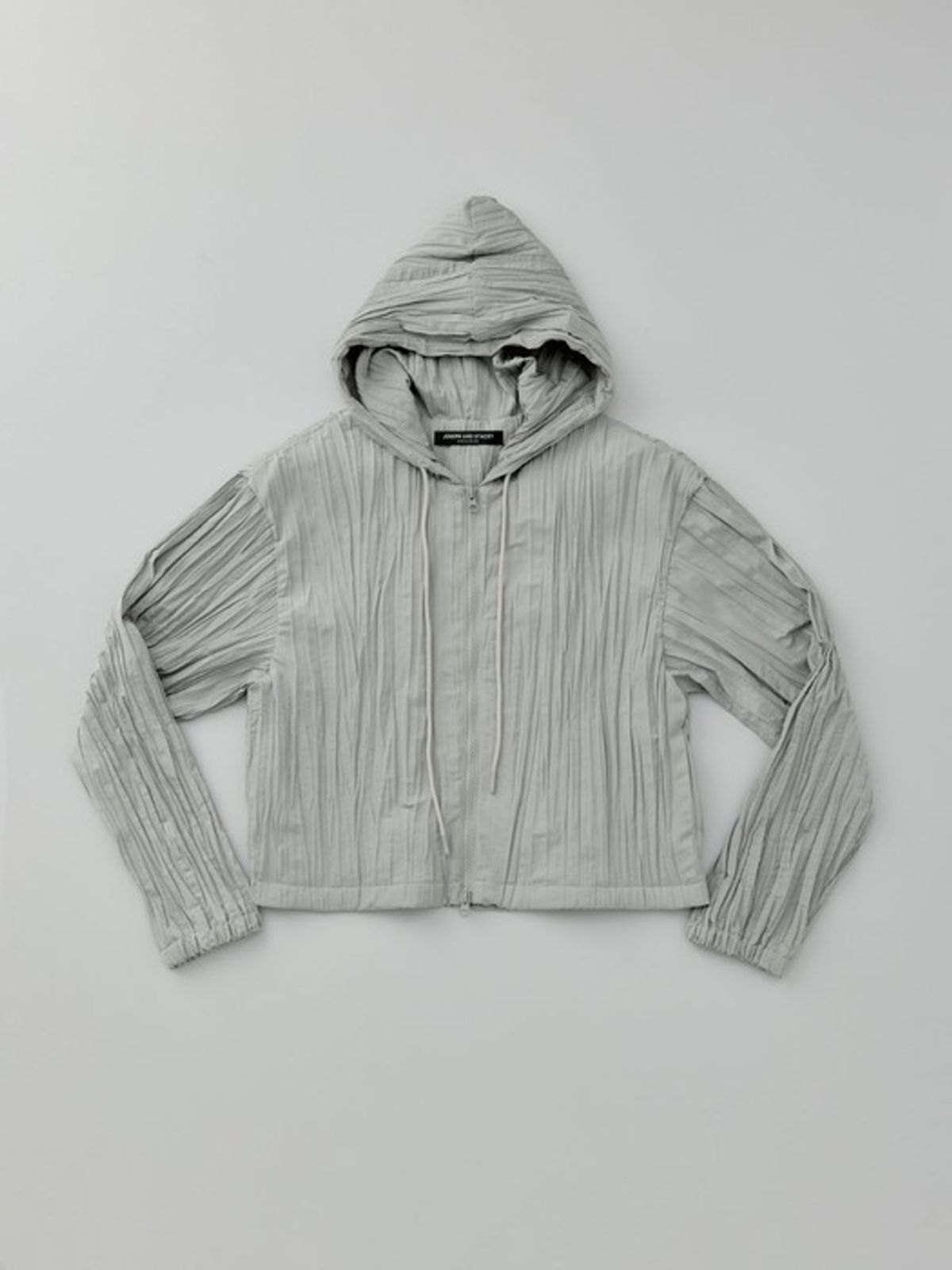 조셉앤스테이시(JOSEPH&STACEY) Wake Pleats Semi Cropped Hood Zipup (3color)