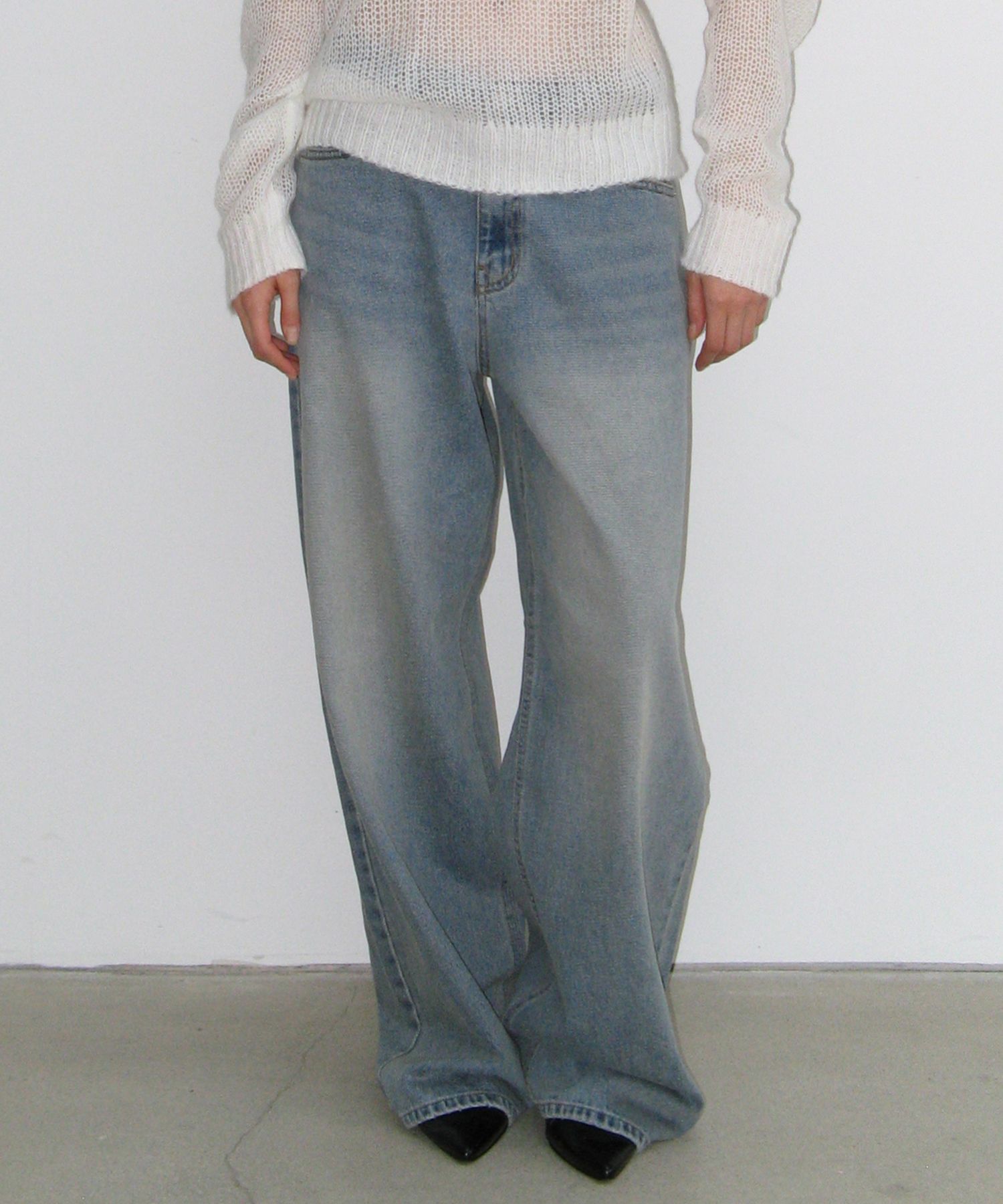 ★AESPA KARINA 着用★ ROCKCAKE Dixy Low Rise Wide Jeans MUSINSA | ROCKCAKE Dixy Low Rise Wide Jeans - Light Blue