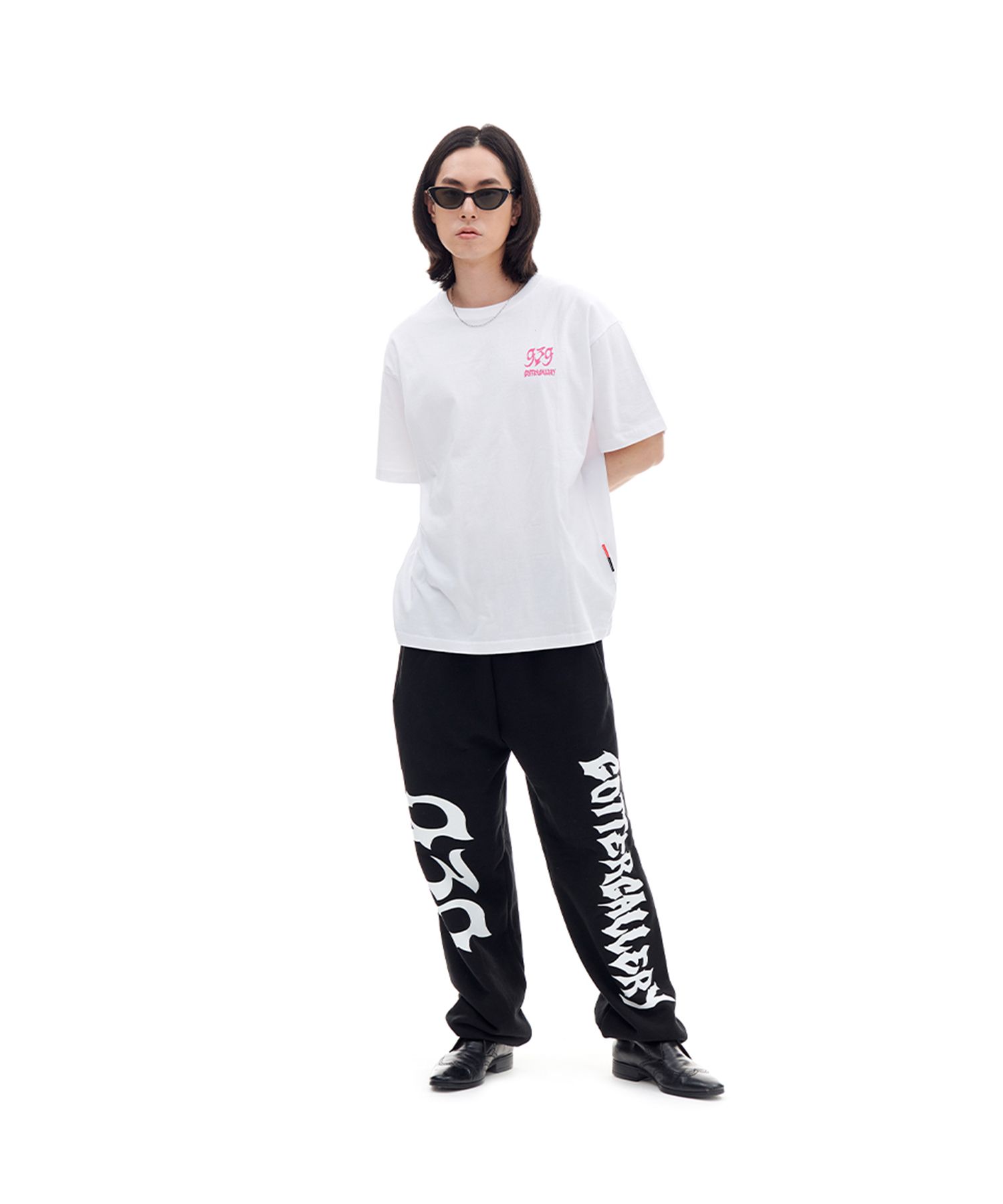 ★Archive Bold X Gotter Gallery INSIDE LOGO SWEATPANT.S★ Archive Bold X Gotter Gallery] INSIDE LOGO SWEAT PANTS (RED
