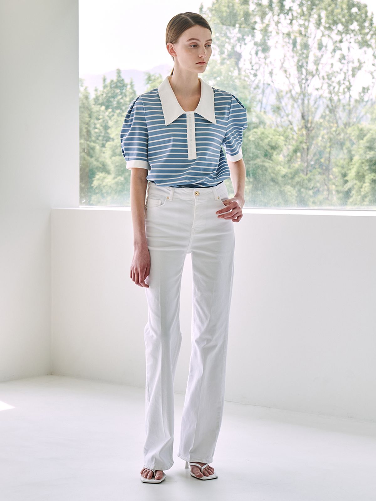 누브(NOUVE) Stripe Puff Collar T-Shirt - Sky Blue