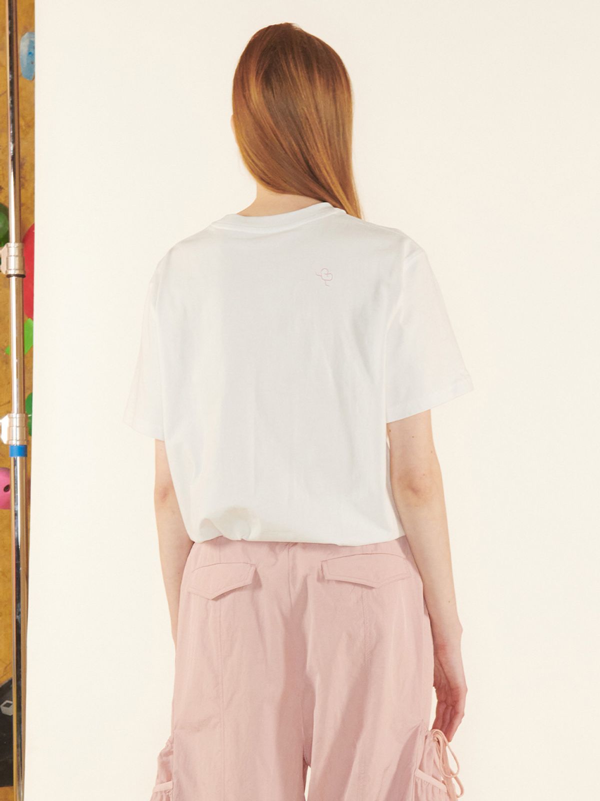 기준 맨(KIJUN MEN) New Standard T-shirt UNISEX White Pink