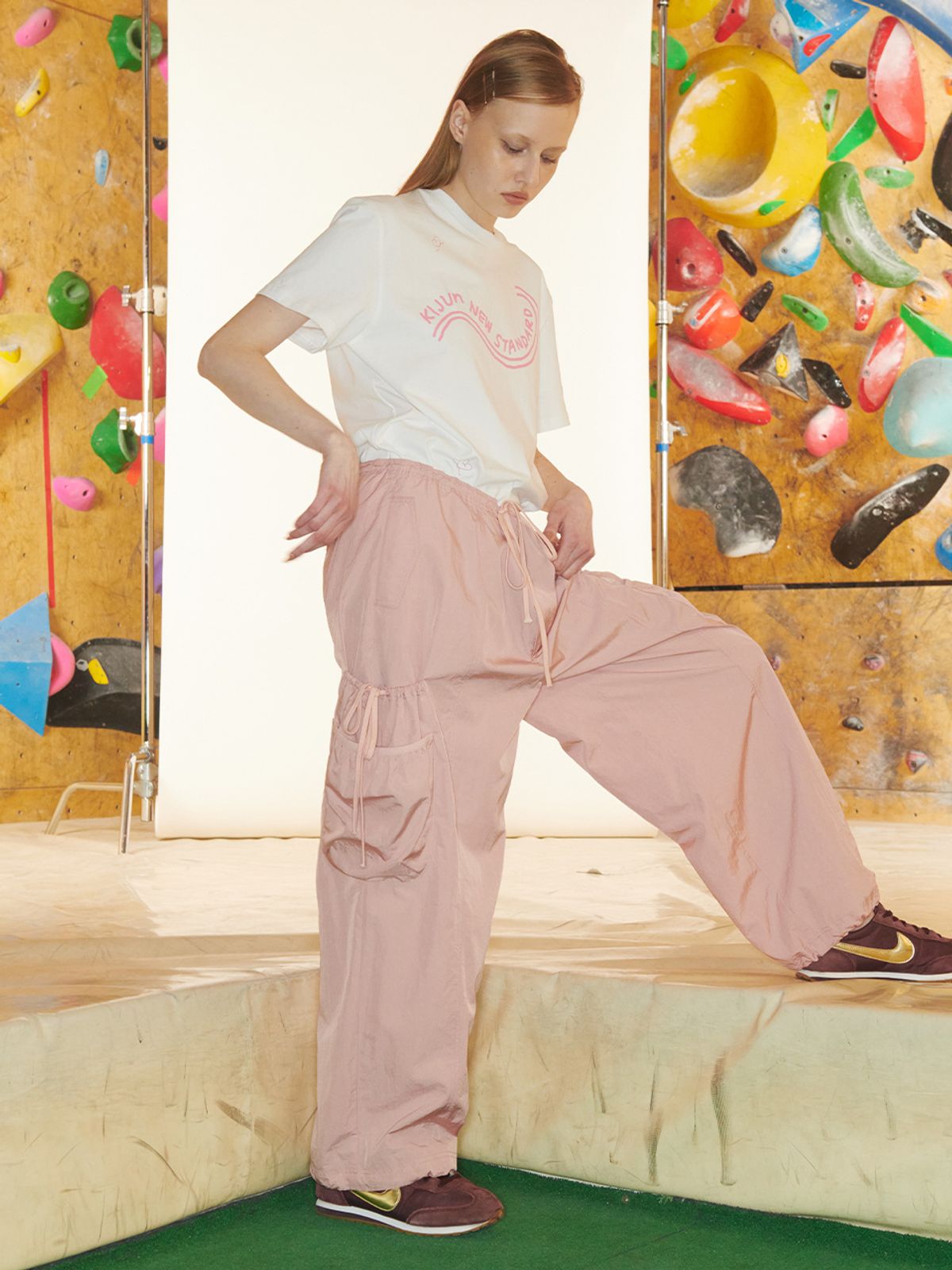 기준 맨(KIJUN MEN) New Standard T-shirt UNISEX White Pink