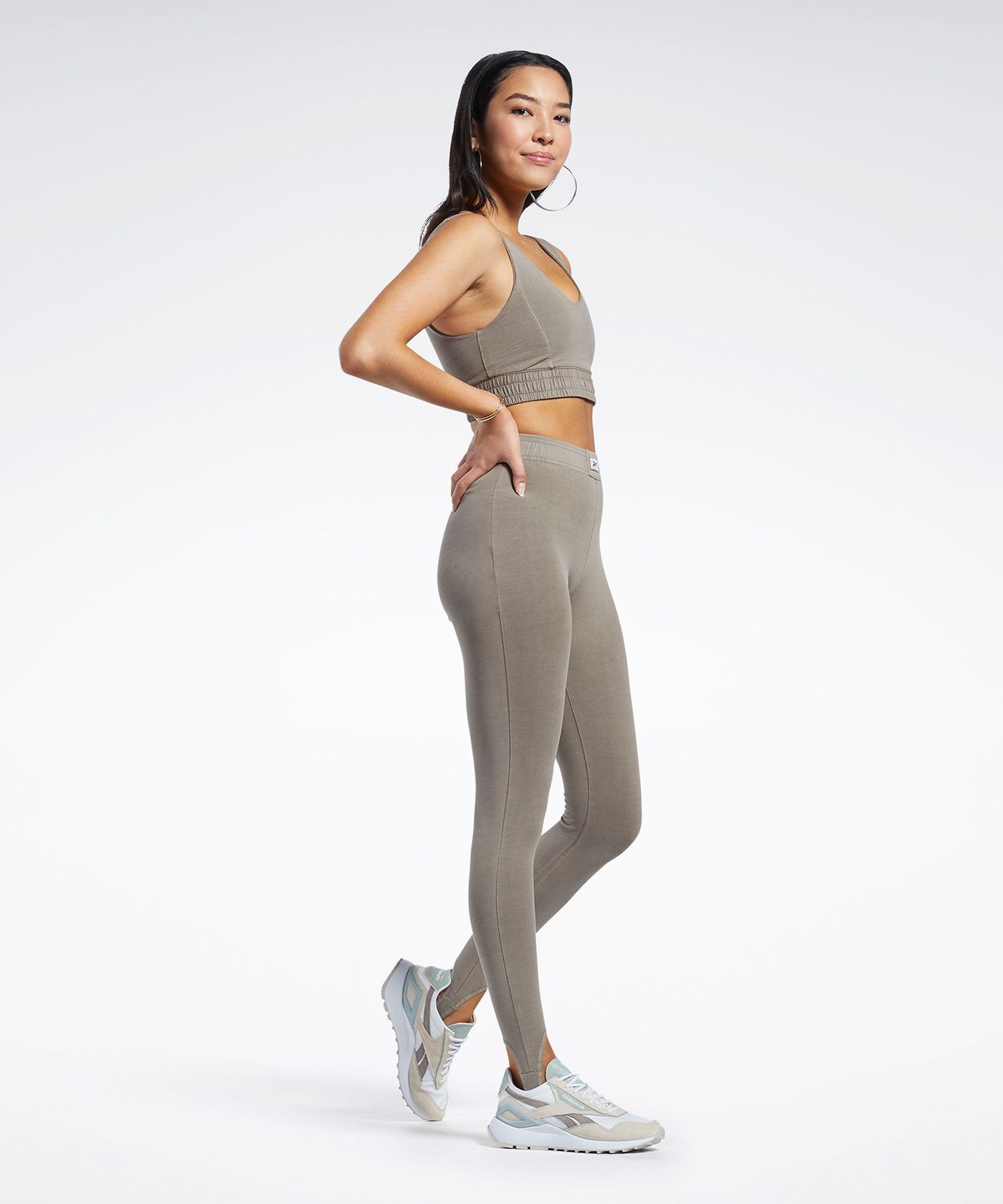 리복(REEBOK) CL RBK ND FITTED BRALETTE - 그레이 / HN4394