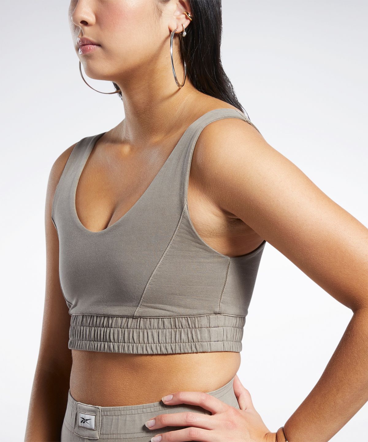 리복(REEBOK) CL RBK ND FITTED BRALETTE - 그레이 / HN4394