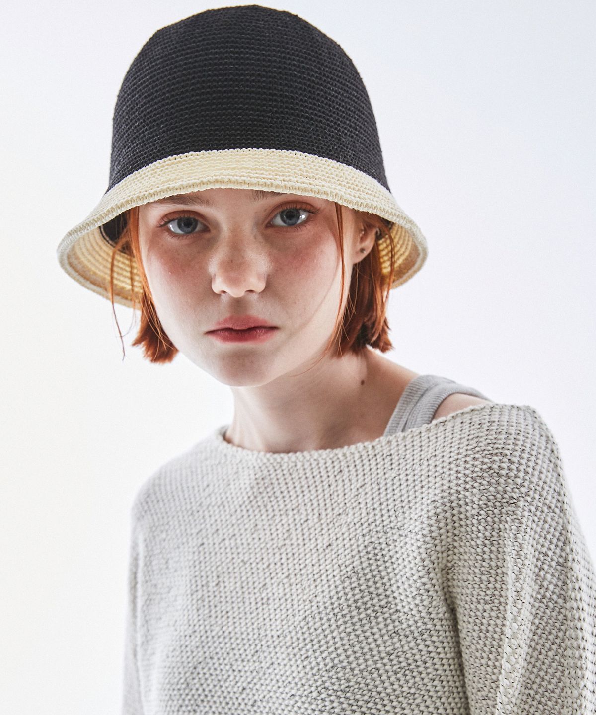 슬리피슬립(SLEEPYSLIP) BRISBANE BLACK/WHITE BUCKET HAT