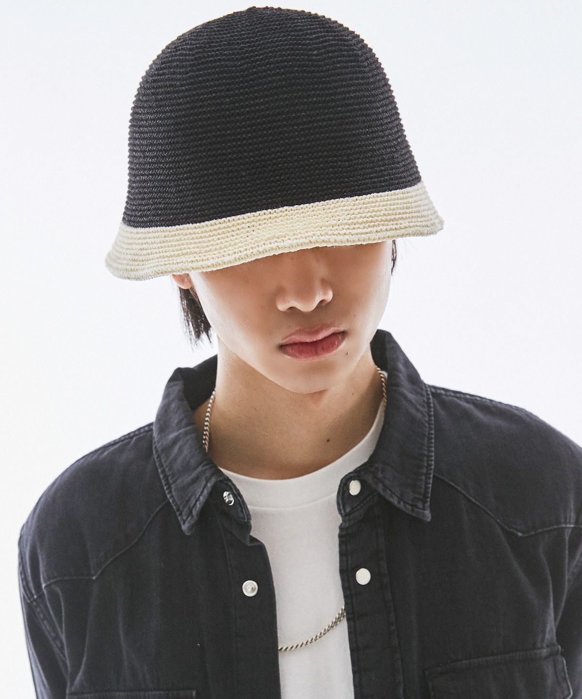 슬리피슬립(SLEEPYSLIP) BRISBANE BLACK/WHITE BUCKET HAT