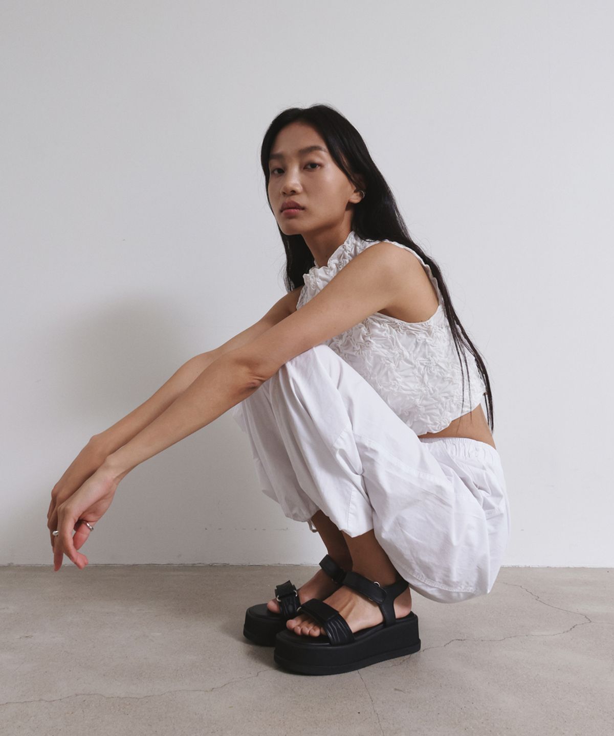 트윗비피(TWVP) 무아레 플랫폼 샌들  Muare Platform Sandals 블랙
