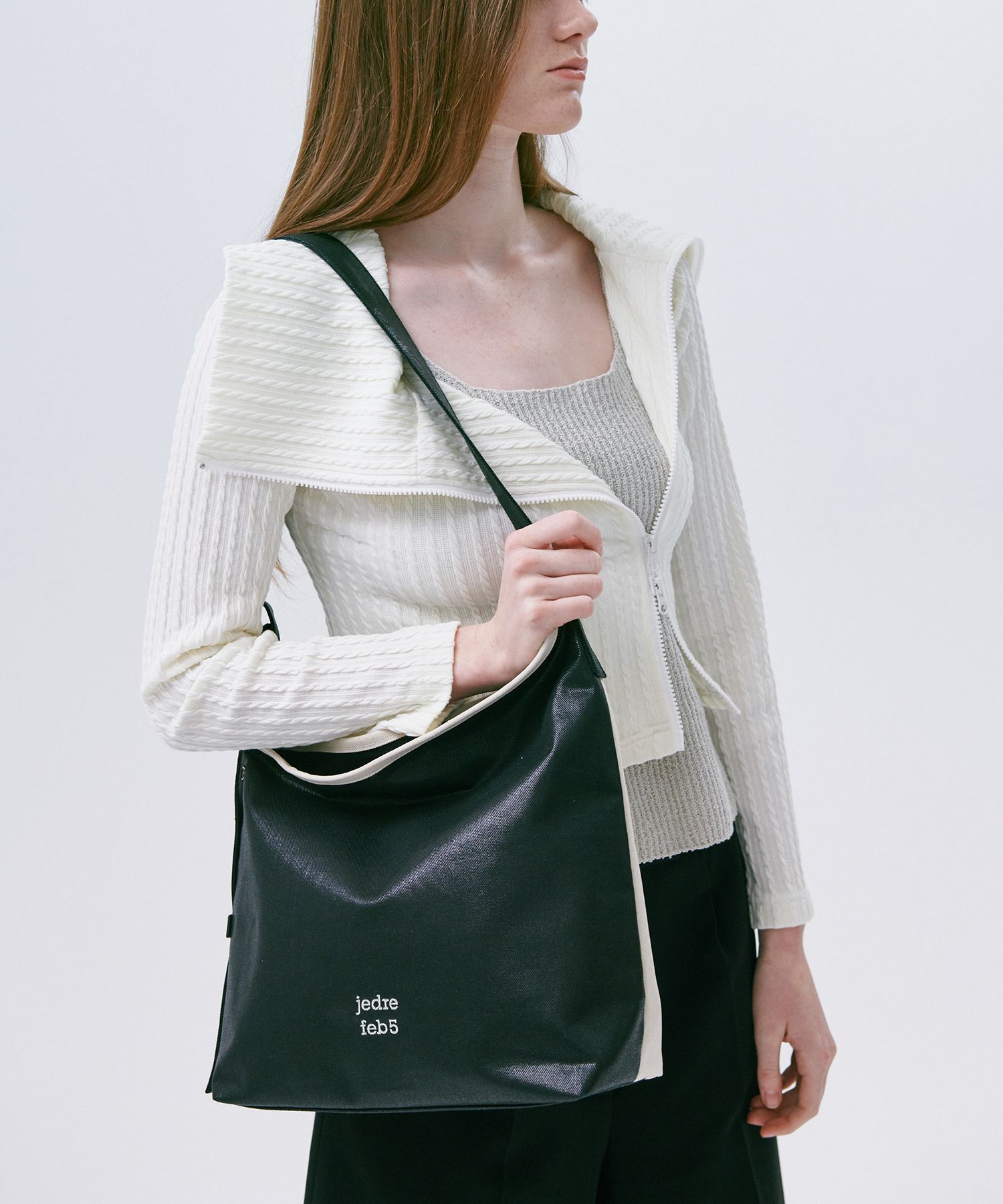 MUSINSA | JEDREFEB5 Slant Hobo Bag 3 Colors