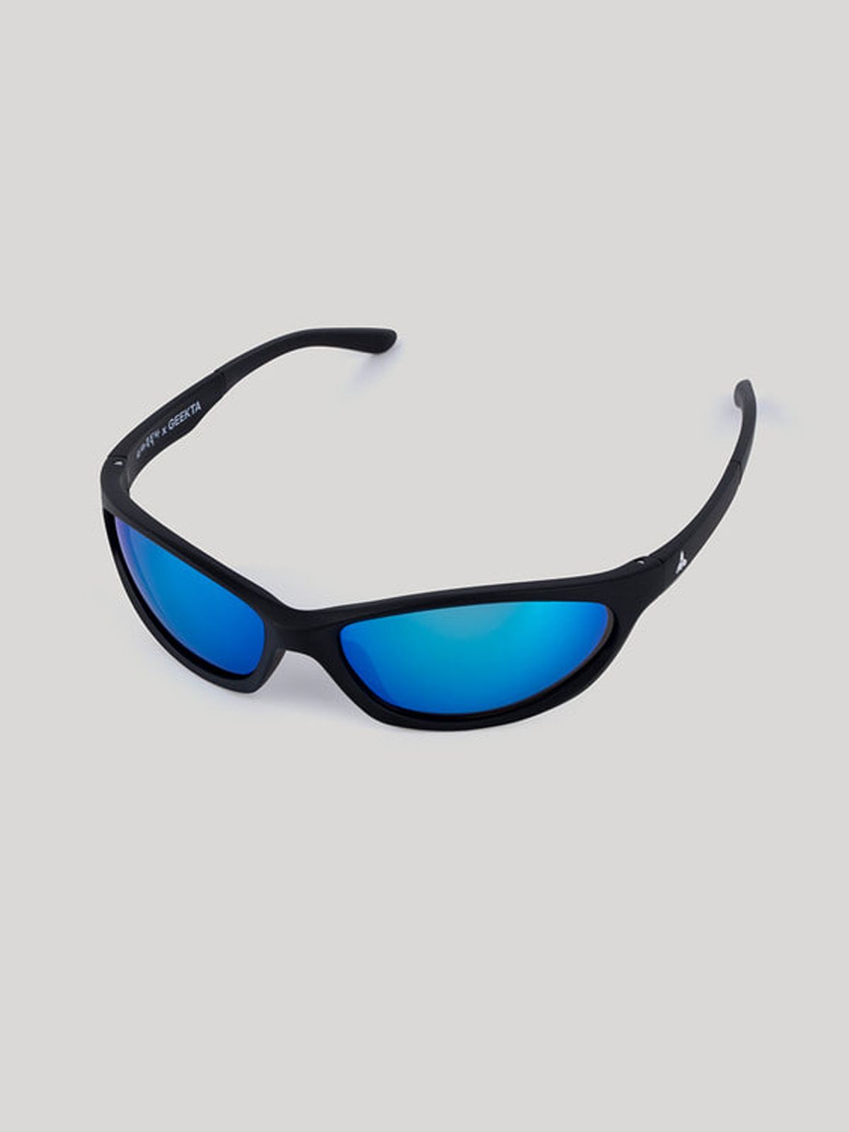 긱타아이웨어(GEEKTAEYEWEAR) HELLADOPE(BK) - BL TINT