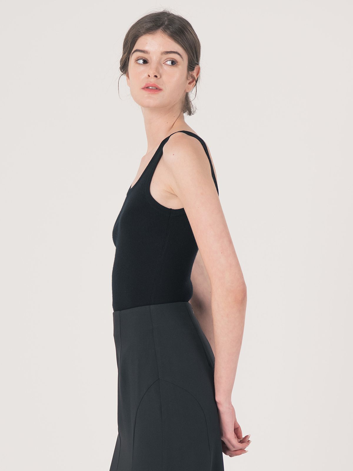 웬스데이딜라잇(WEDNESDAY DELIGHT) WED_Summer simple top_BLACK