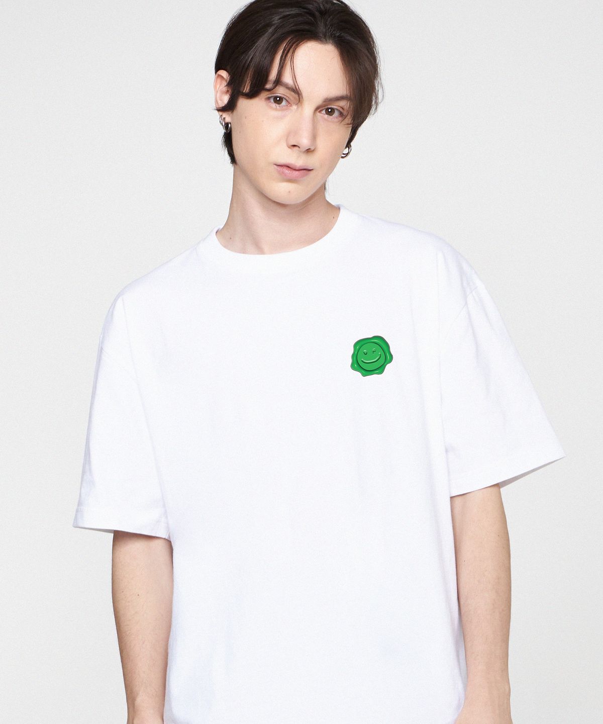 그레이버(GRAVER) [UNISEX]그린실링 스몰 드로잉스마일 반팔티_화이트