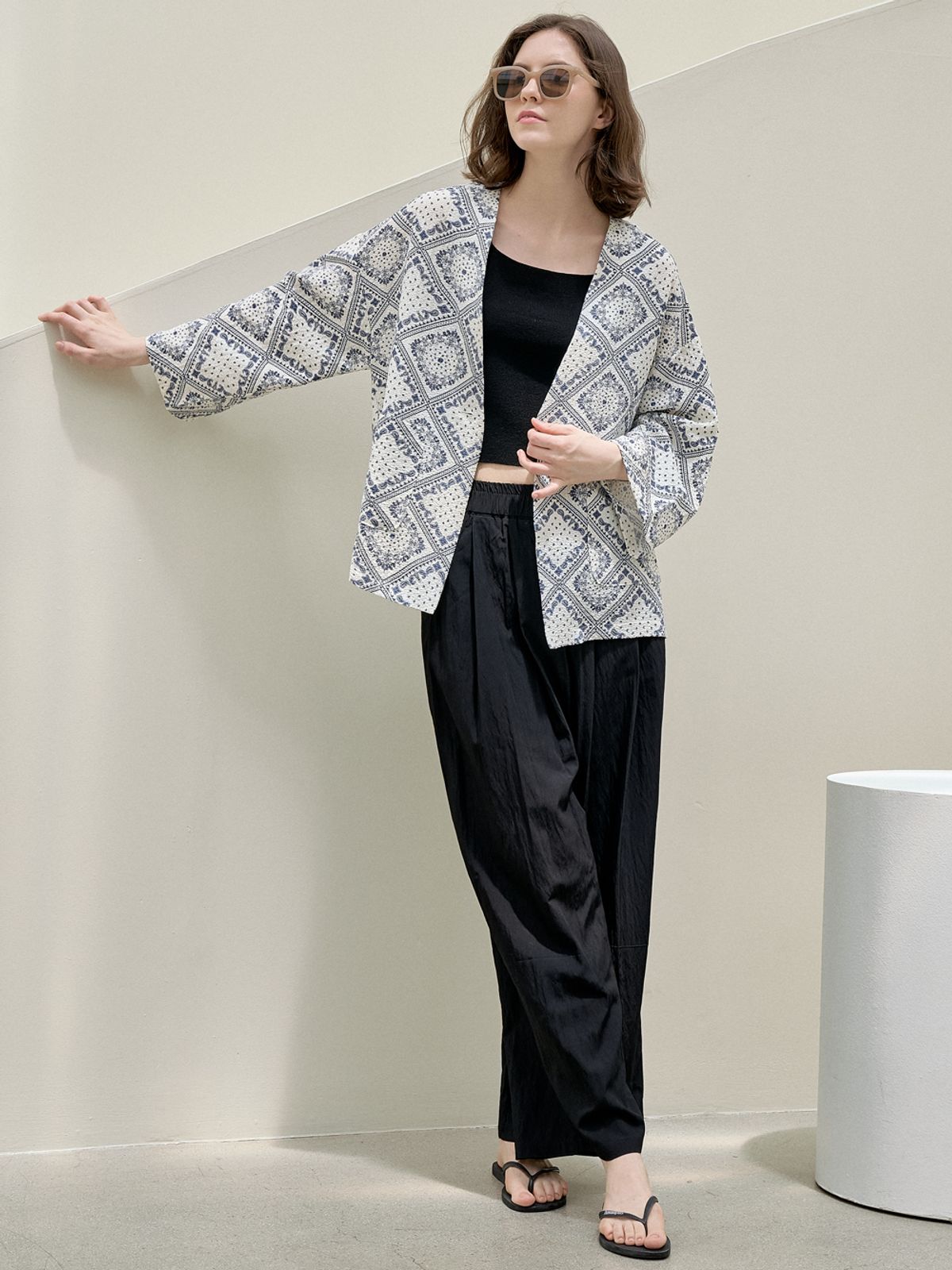 아방(AVANT-G) Paisley Robe Cadigan Jacket - NAVY