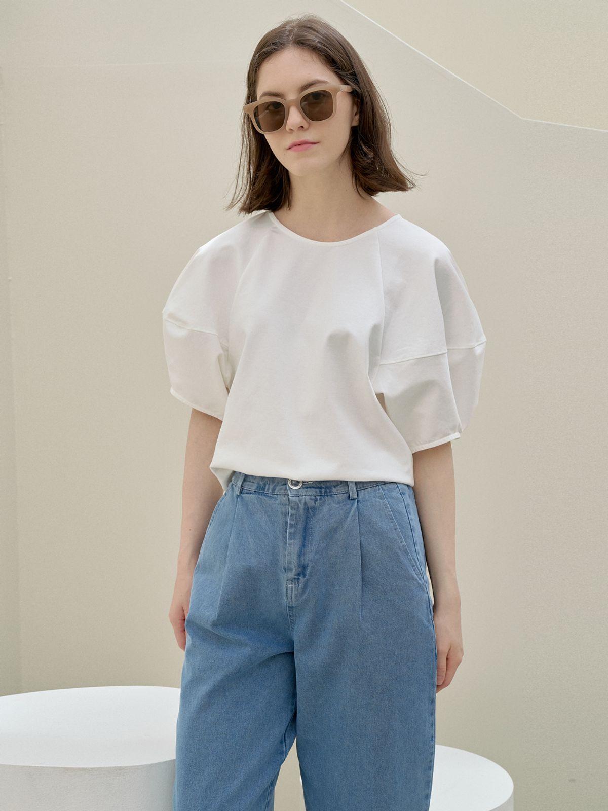 아방(AVANT-G) Big Puff Sleeve T-shirt - IVORY
