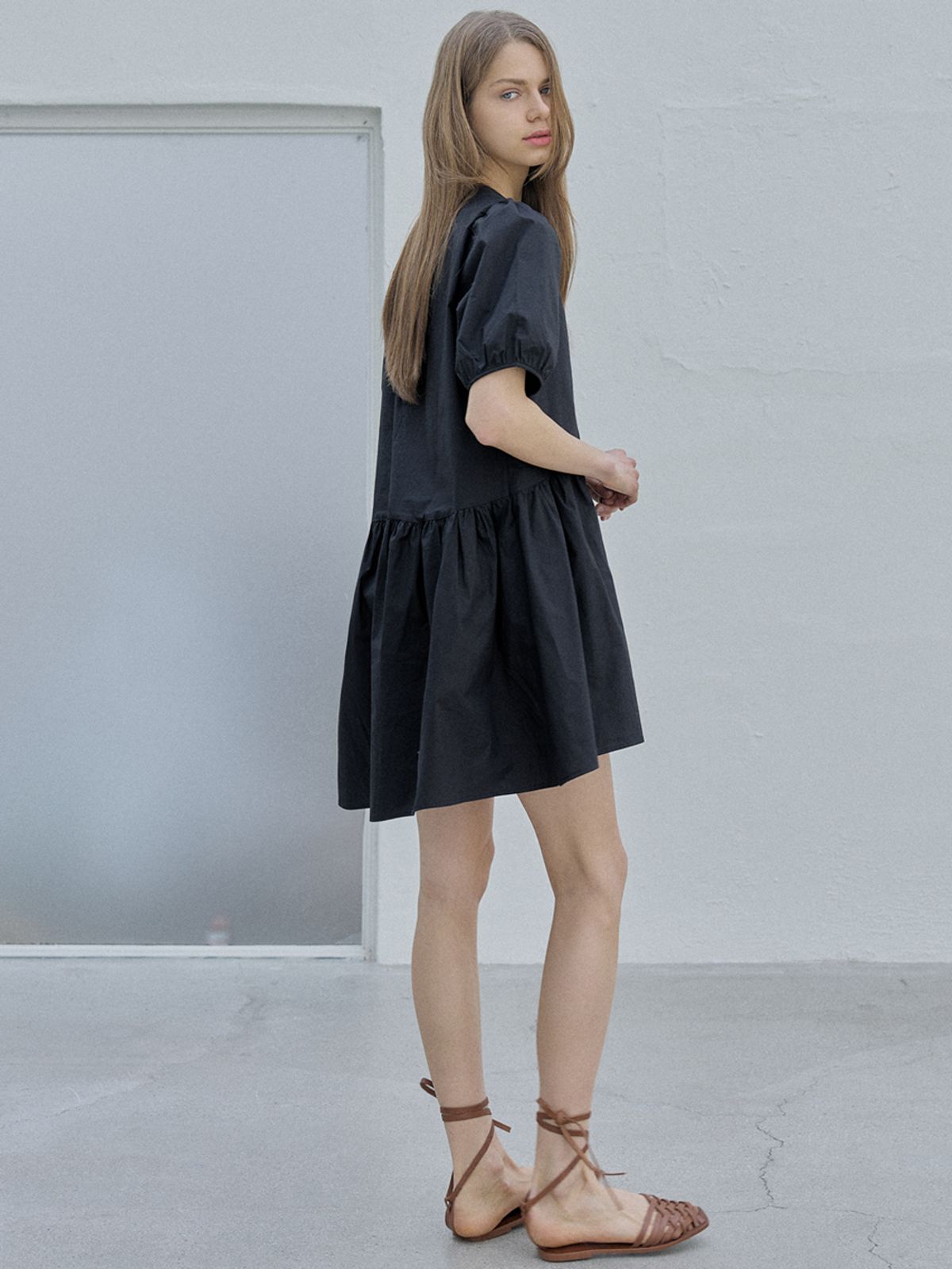 아방(AVANT-G) Puff Shirring Mini Dress - BLACK