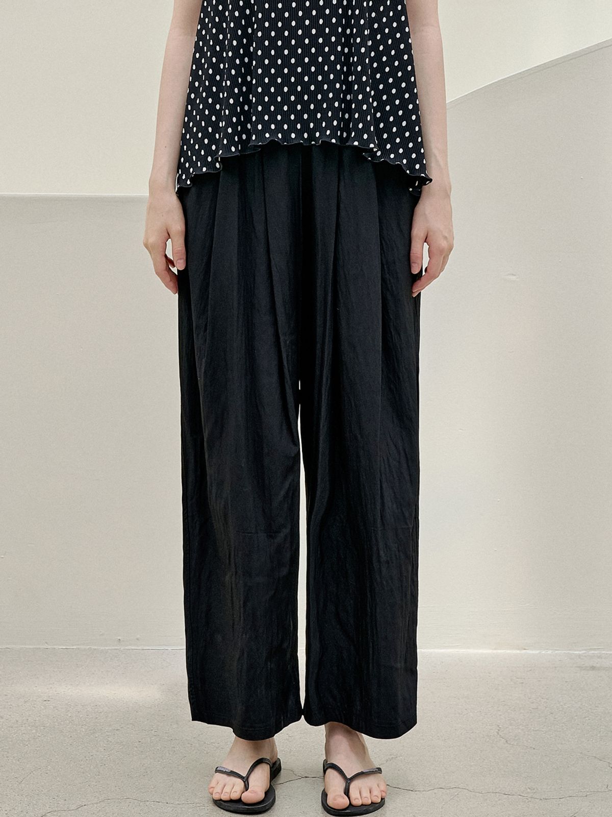 아방(AVANT-G) Summer Wide Banding Pants - BLACK