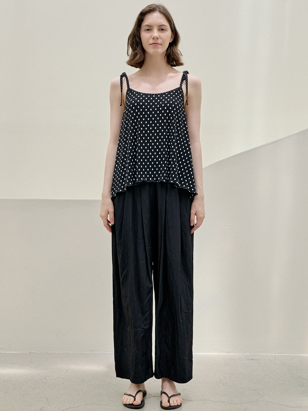 아방(AVANT-G) Summer Wide Banding Pants - BLACK