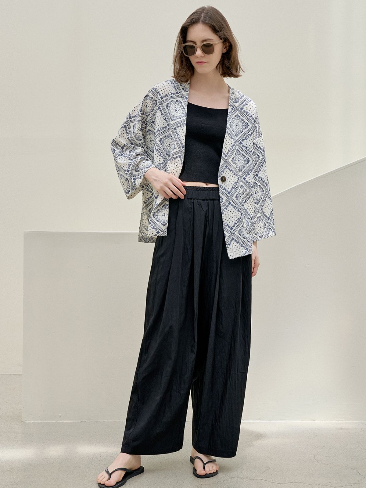 아방(AVANT-G) Summer Wide Banding Pants - BLACK