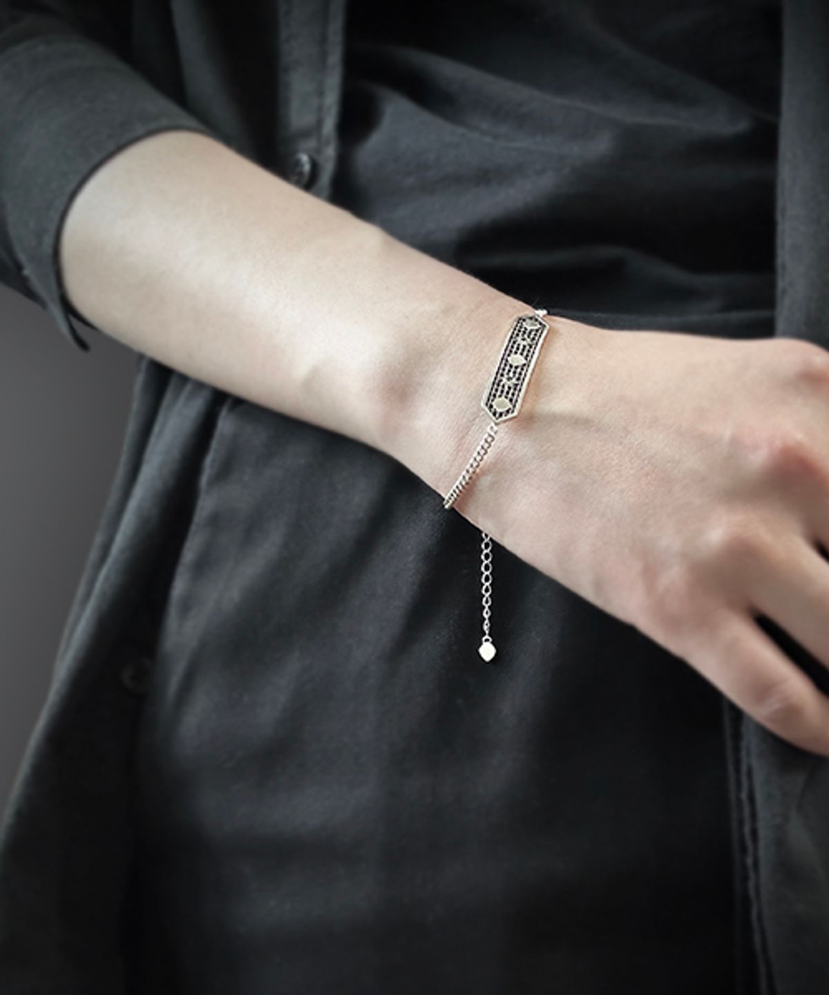 세크메트(SEKHMET) 이시스 34mm 체인 팔찌
