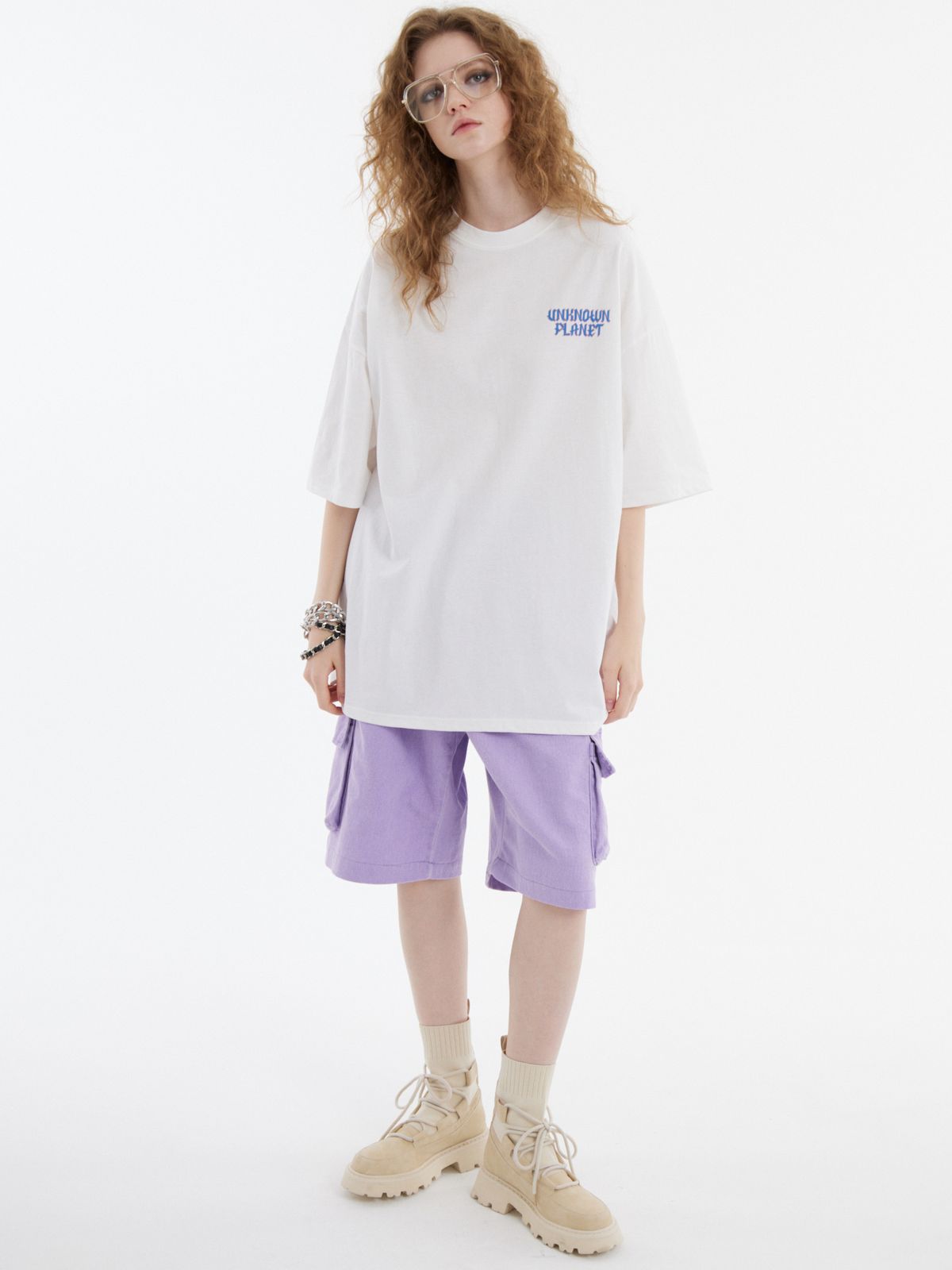 언노운 플라넷(UNKNOWN PLANET) 버뮤다 와이드 원턱 피그먼트 카고 팬츠 (2Color)