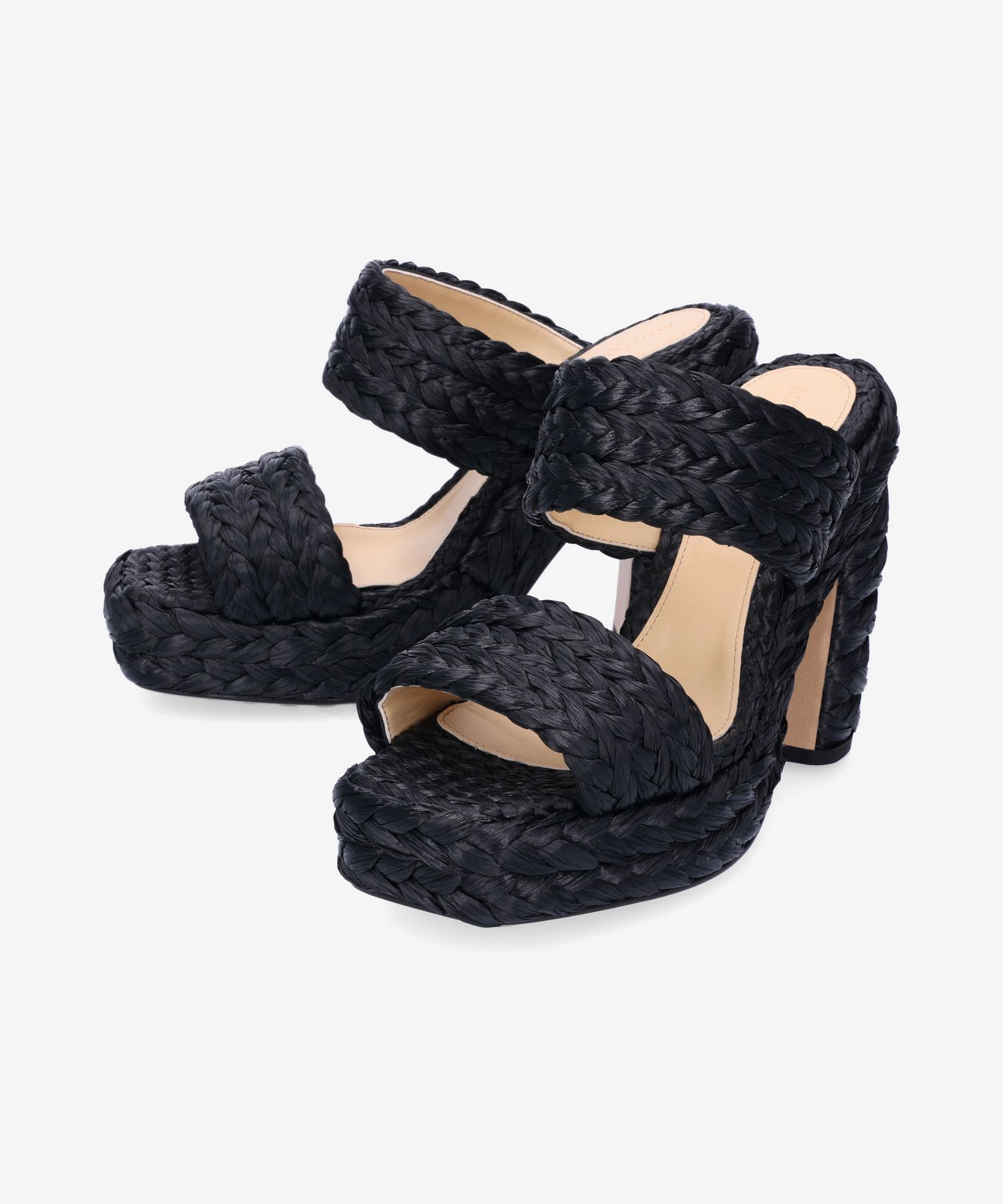 【BOTTEGA VENETA】Braid Lapia Canalazo Sandals Hill/送料込み Bottega Veneta Beige Braided Leather and Chain Thong Sandals