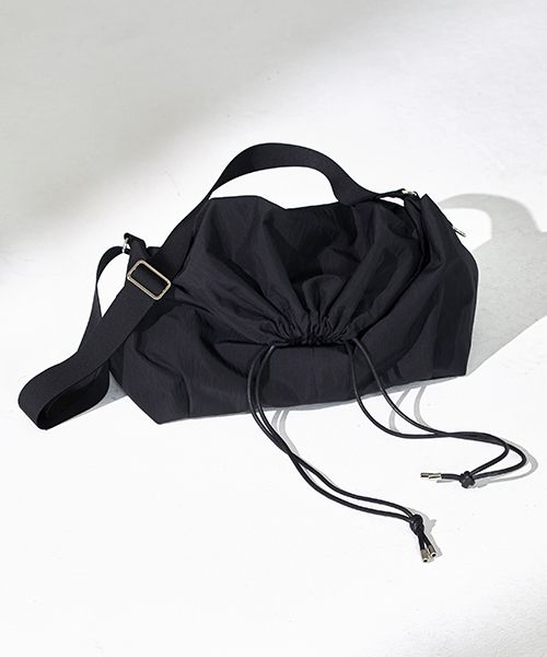 MUSINSA | MIMTHEWARDROBE Easy Drawstring Messenger Bag