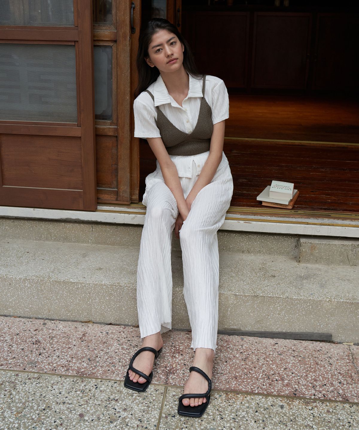 르에(RRRRRE) r e Pipe Strap Sandals_BLACK