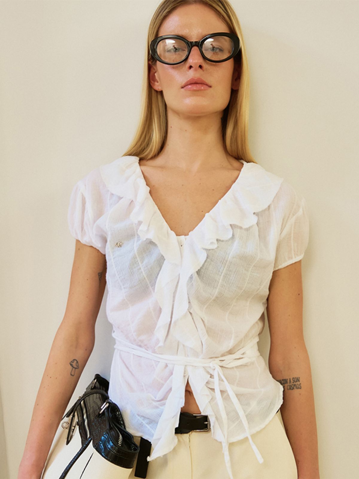 위메농(OUI MAIS NON) Yumi cotton frilly blouse