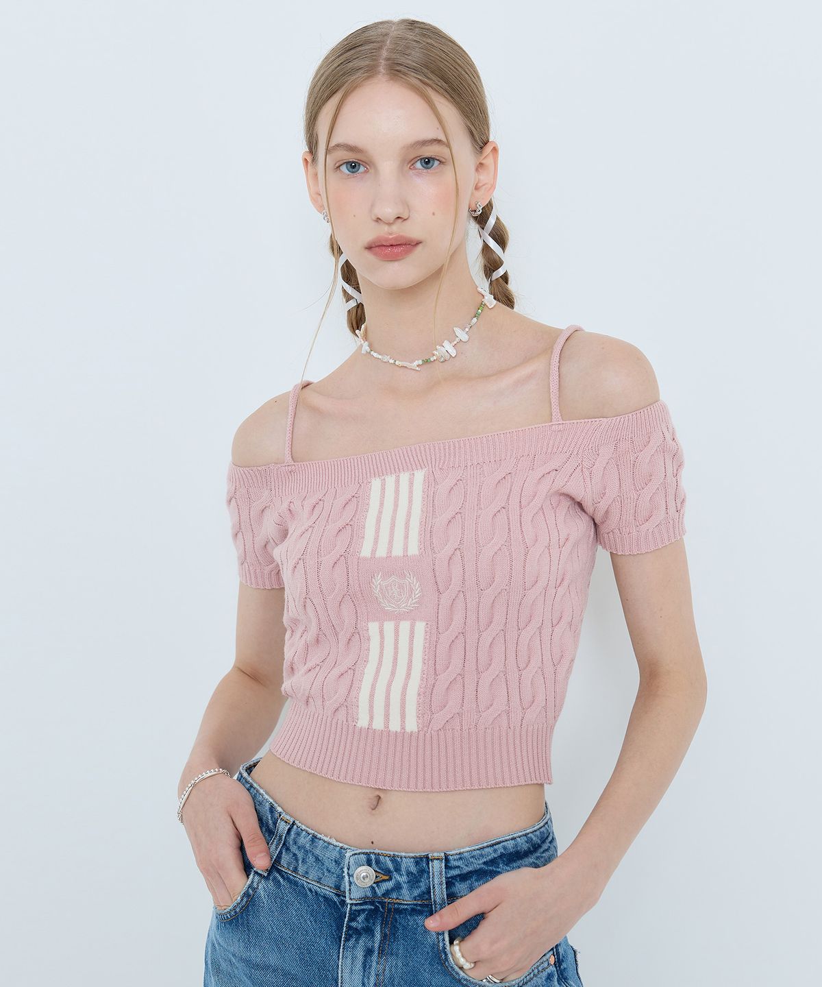 라티젠(LARTIGENT) L4 CABLE OFFSHOULDER KNIT(PINK)